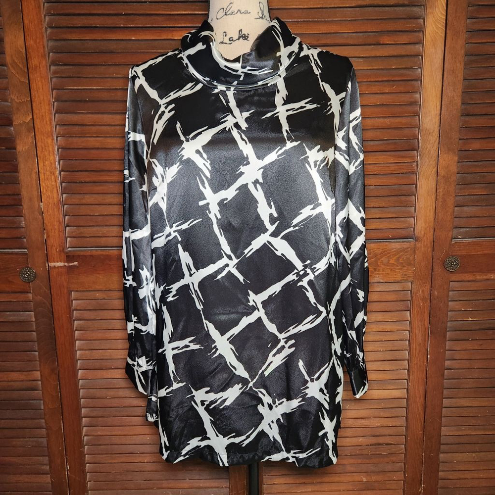 New Chicos Checkered Shine Chantele Top